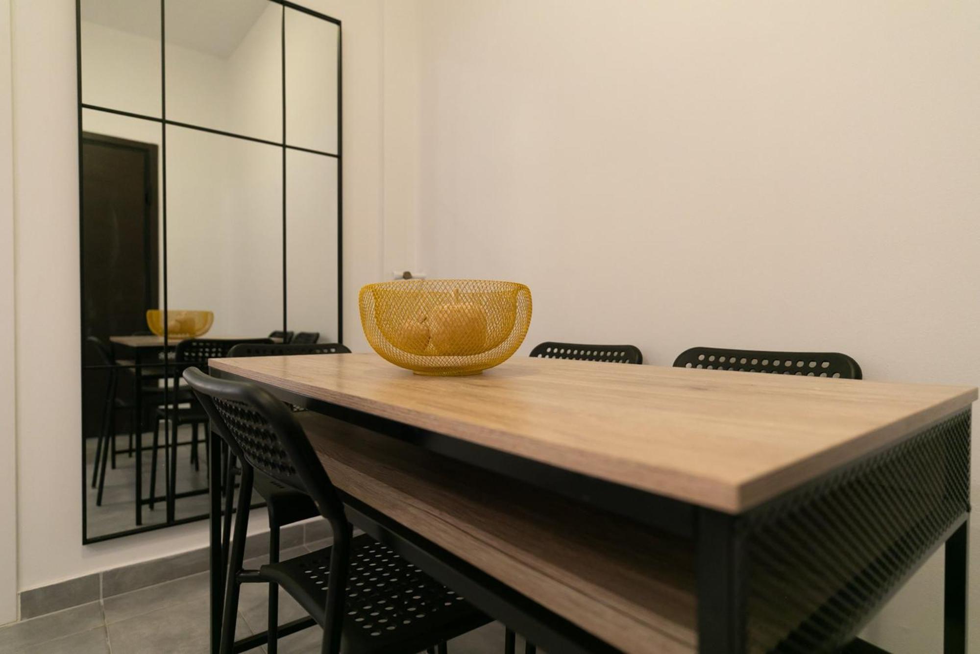 Koukaki Gem Chic Apt Near Acropolis Athens Ngoại thất bức ảnh